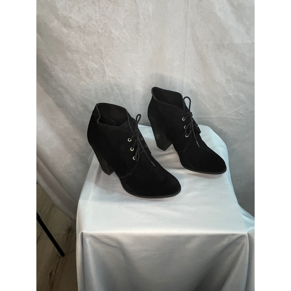 BCBG Paxton Black Suede Ankle Booties Women's 9 Block Heel‎ 3.5" New